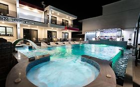 Aeonian Luxury Suites Asprovalta, Adults Only & Kids 12 Plus